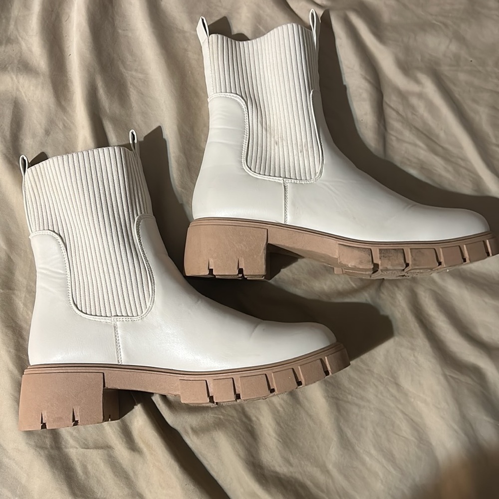 Style:RENLEY-62 color:OFF WHITE PU US:10 EUR:41 UK:8 - Picture 2 of 5